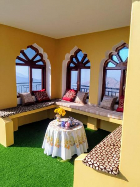 Naldehra House
